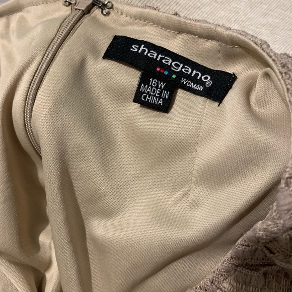 ❤️SOLD ❤️Sharagano} NWT Textured Lace Dress | Plus - Picture 6 of 8